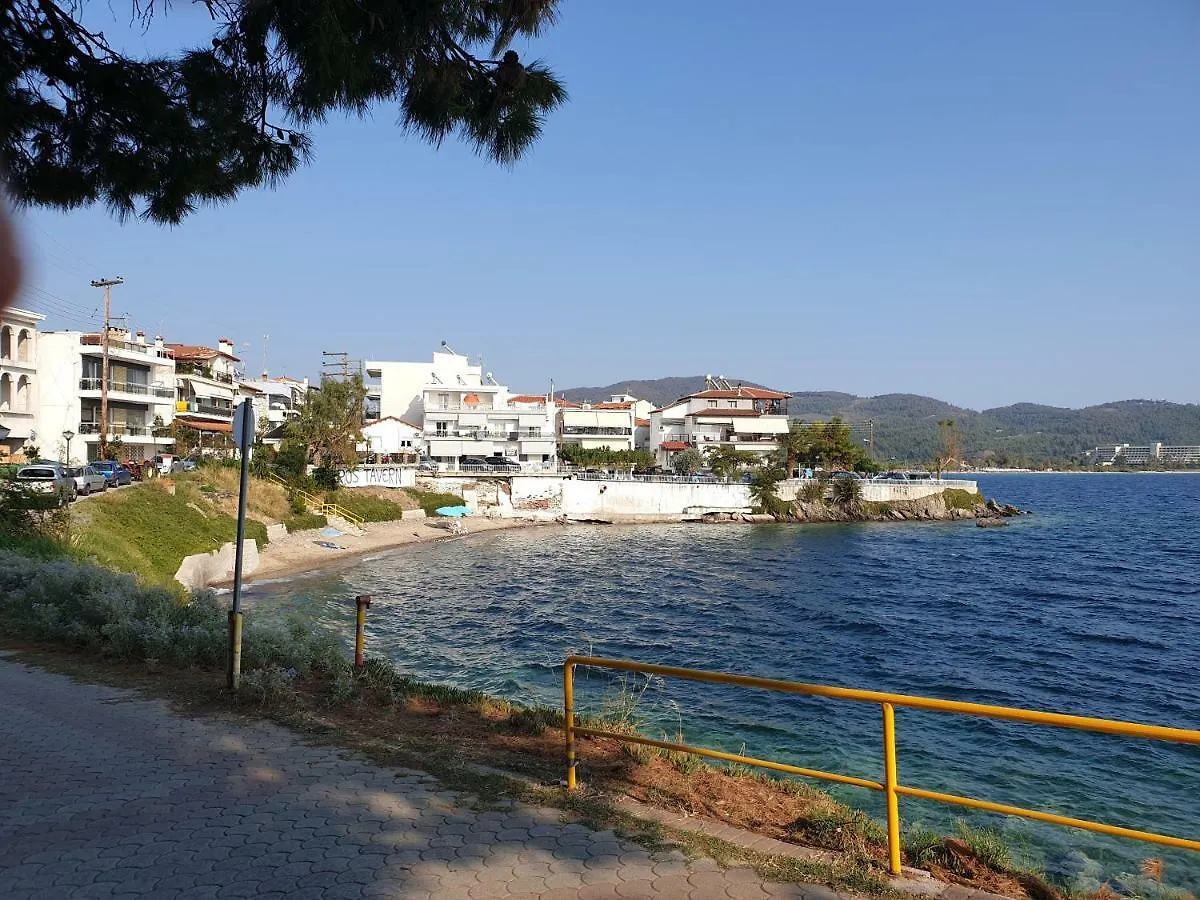Sunset Beachfront Apartments Neos Marmaras Řecko